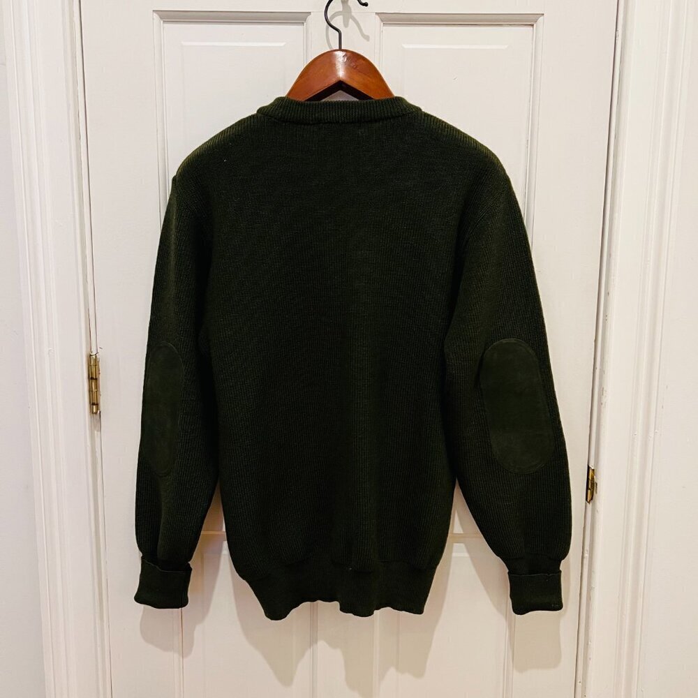 Barbour 100% Wool Suede leather Shoulder & Elbow Patch Gun Sweater Size Medium - Picture 12 of 16